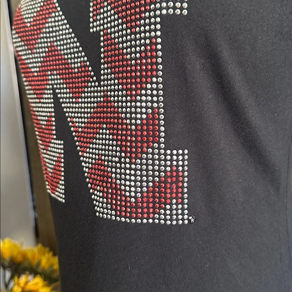 Nebraska Rhinestone “N” Graphic Tee Black Red Silver Game Day Shirt Size Medium